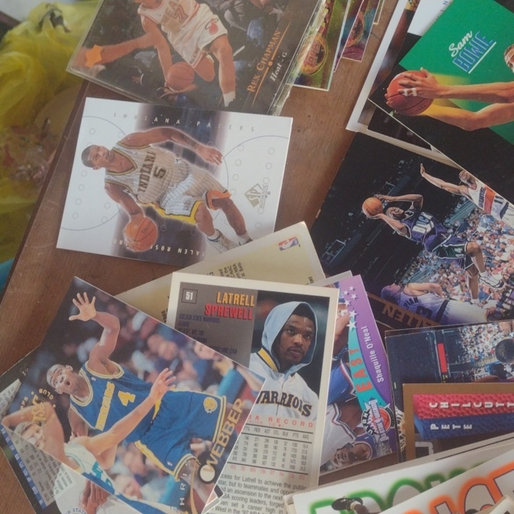 150 Count Assorted Sports Basketball Trading Cards Collection - Picture 2 of 5
